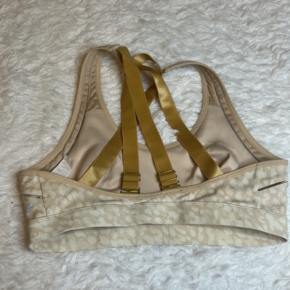 Fabletics Cream Multi-patterned Adjustable Athletic Bra - Picture 3 of 8